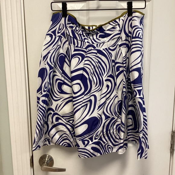 CAbi Dresses & Skirts - CAbi SZ 12 pleated lined swing style skirt pockets cotton blend drop waistband